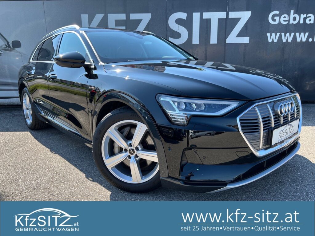 Abbildung Fahrzeugtitelbild Audi e-tron