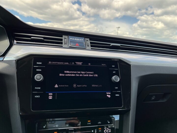 Abbildung Fahrzeugdetailansicht Volkswagen Passat Variant - Nr. 22