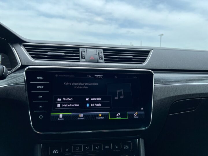 Abbildung Fahrzeugdetailansicht Skoda Superb - Nr. 20