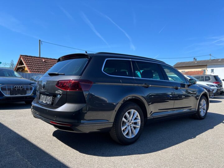 Abbildung Fahrzeugdetailansicht Volkswagen Passat Variant - Nr. 2