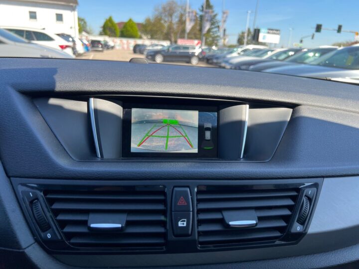 Abbildung Fahrzeugdetailansicht BMW X1 - Nr. 22