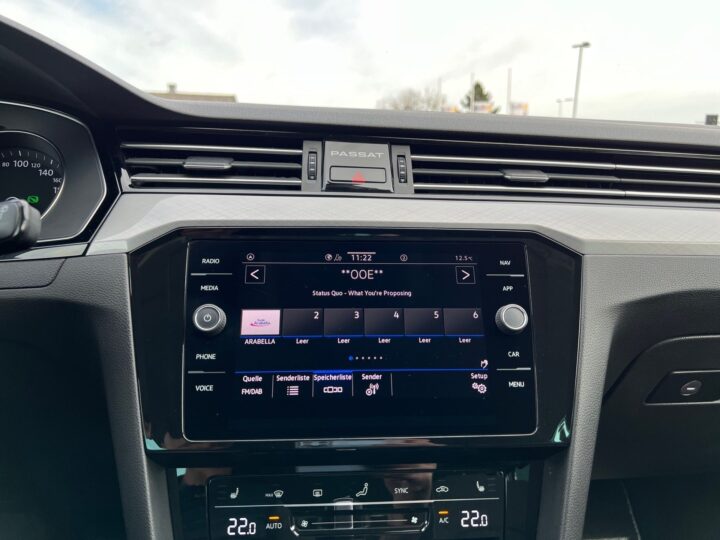 Abbildung Fahrzeugdetailansicht Volkswagen Passat Variant - Nr. 19