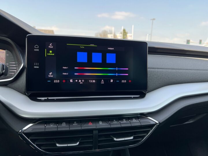 Abbildung Fahrzeugdetailansicht Skoda Octavia - Nr. 26