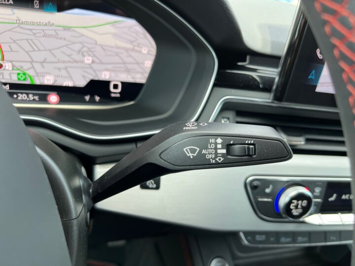 Abbildung Fahrzeugdetailansicht Audi A5 - Nr. 44