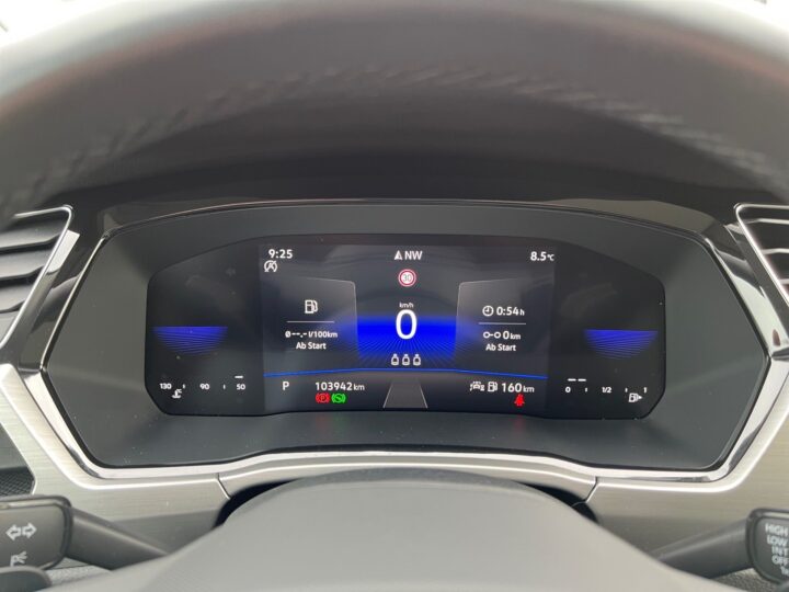 Abbildung Fahrzeugdetailansicht Volkswagen Touran - Nr. 16