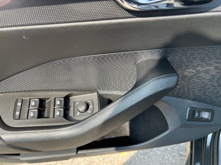 Abbildung Fahrzeugdetailansicht Skoda Octavia - Nr. 32