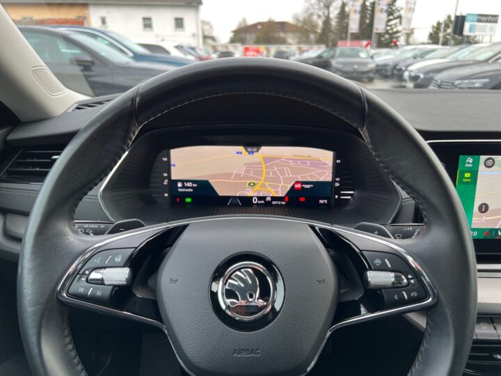 Abbildung Fahrzeugdetailansicht Skoda Octavia - Nr. 15