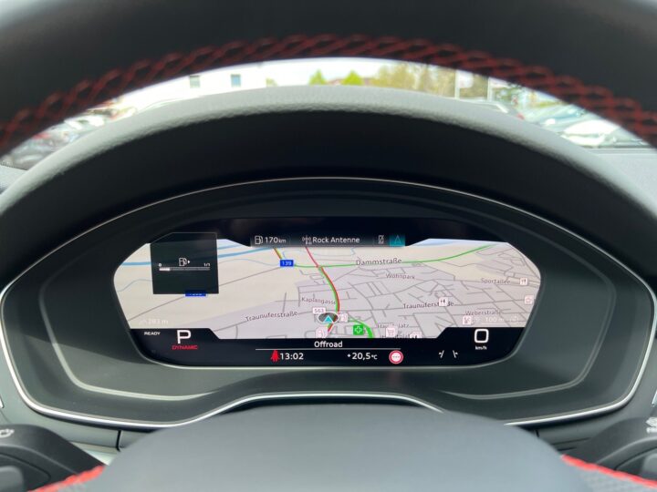 Abbildung Fahrzeugdetailansicht Audi A5 - Nr. 16