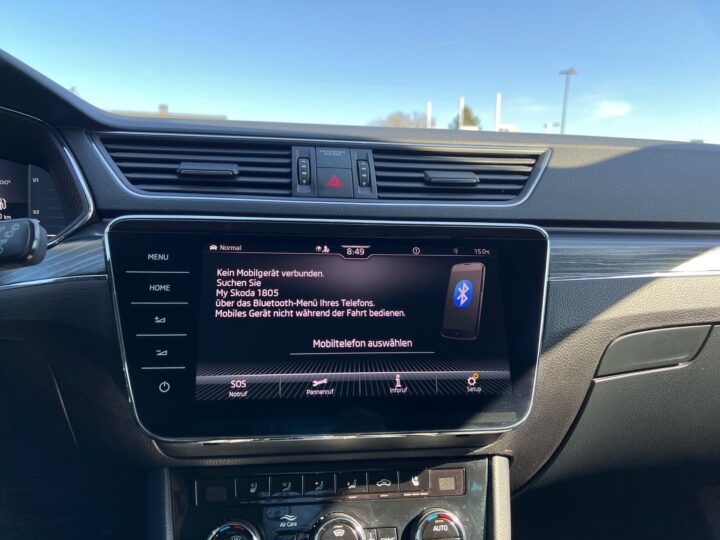 Abbildung Fahrzeugdetailansicht Skoda Superb - Nr. 21