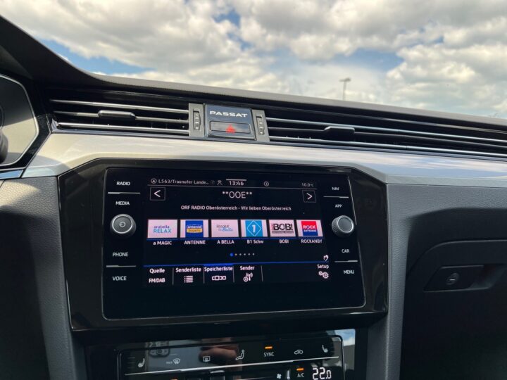 Abbildung Fahrzeugdetailansicht Volkswagen Passat Variant - Nr. 19