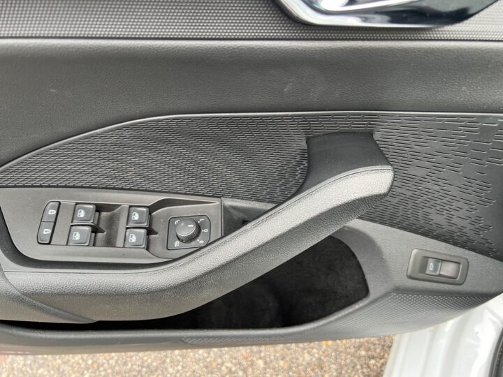 Abbildung Fahrzeugdetailansicht Skoda Octavia - Nr. 31