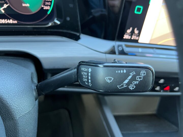 Abbildung Fahrzeugdetailansicht Volkswagen Golf Variant - Nr. 43