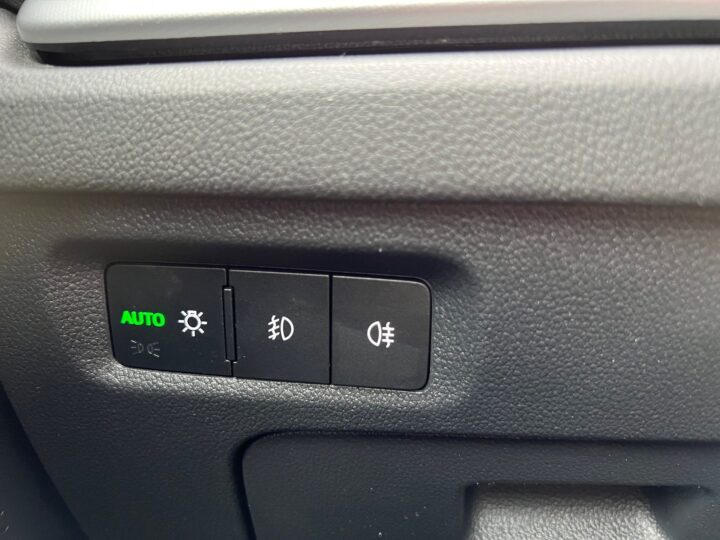 Abbildung Fahrzeugdetailansicht Skoda Octavia - Nr. 43