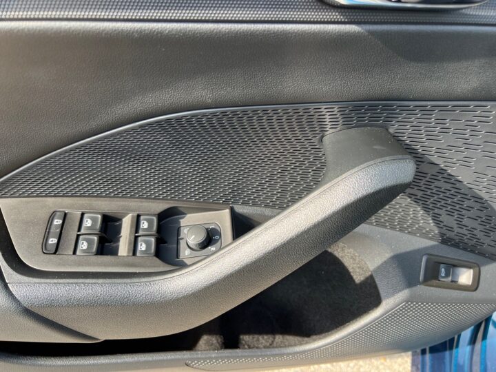 Abbildung Fahrzeugdetailansicht Skoda Octavia - Nr. 32