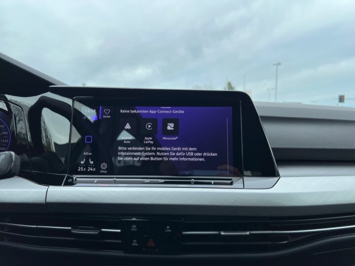 Abbildung Fahrzeugdetailansicht Volkswagen Golf Variant - Nr. 20