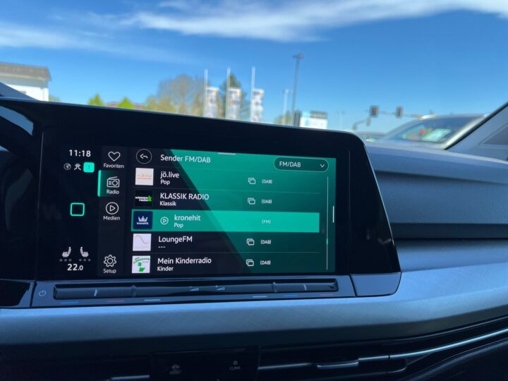 Abbildung Fahrzeugdetailansicht Volkswagen Golf Variant - Nr. 19