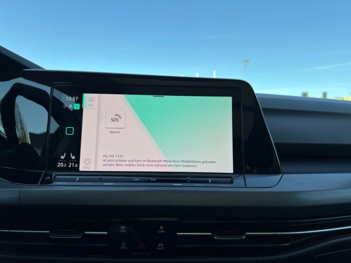 Abbildung Fahrzeugdetailansicht Volkswagen Golf Variant - Nr. 21