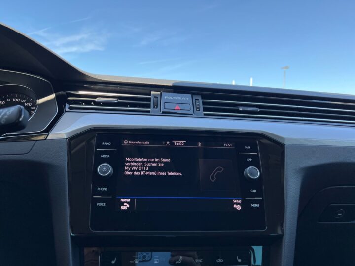 Abbildung Fahrzeugdetailansicht Volkswagen Passat Variant - Nr. 22