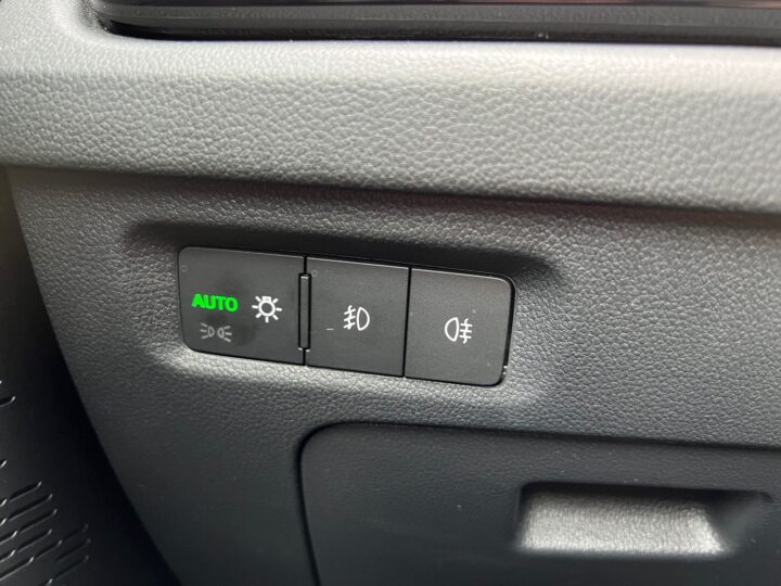 Abbildung Fahrzeugdetailansicht Skoda Octavia - Nr. 45