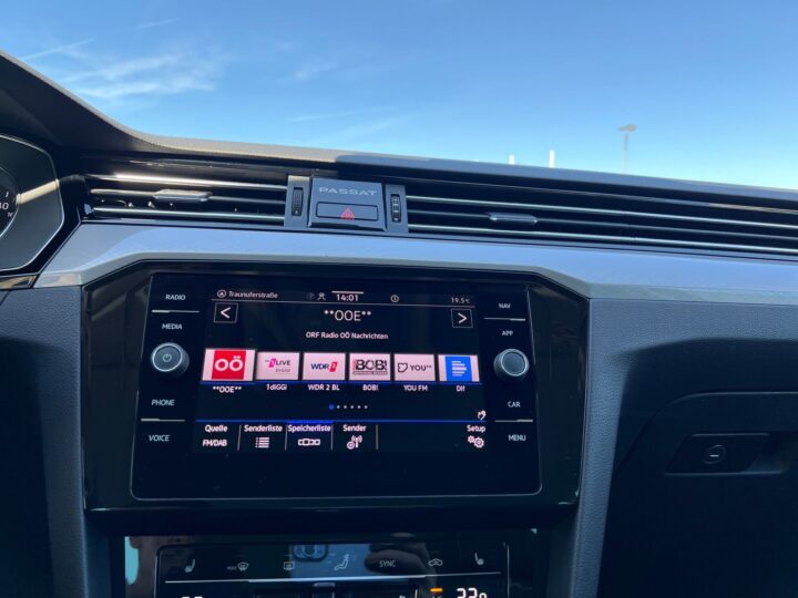 Abbildung Fahrzeugdetailansicht Volkswagen Passat Variant - Nr. 19