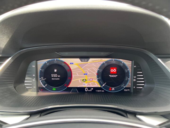 Abbildung Fahrzeugdetailansicht Skoda Octavia - Nr. 16