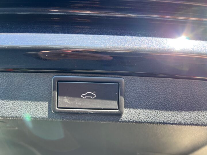 Abbildung Fahrzeugdetailansicht Skoda Octavia - Nr. 38