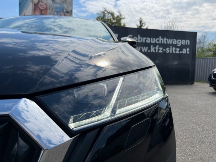 Abbildung Fahrzeugdetailansicht Skoda Octavia - Nr. 35