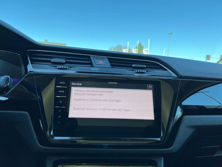 Abbildung Fahrzeugdetailansicht Volkswagen Touran - Nr. 25