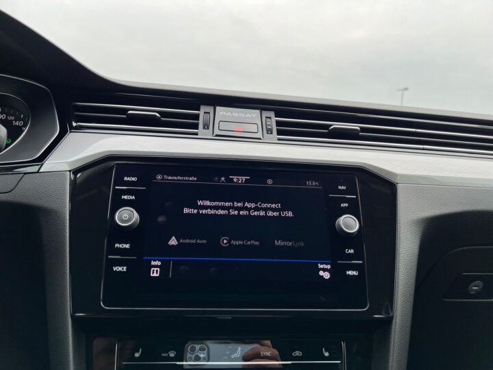 Abbildung Fahrzeugdetailansicht Volkswagen Passat Variant - Nr. 19