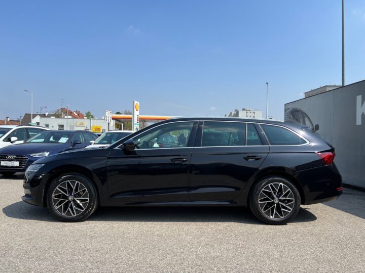 Abbildung Fahrzeugdetailansicht Skoda Octavia - Nr. 5