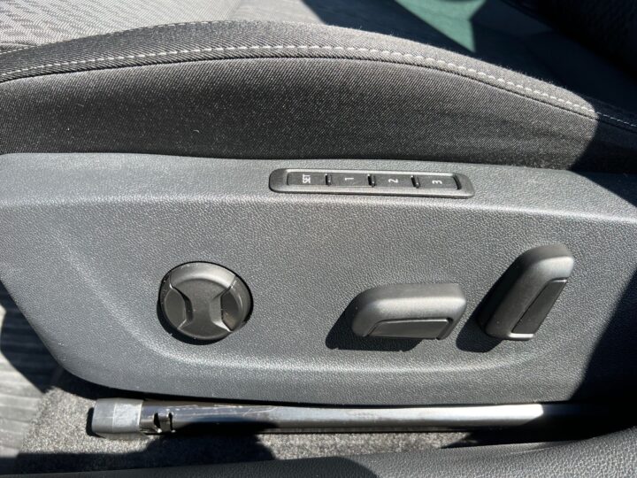 Abbildung Fahrzeugdetailansicht Skoda Octavia - Nr. 30