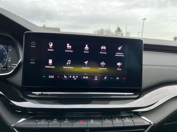 Abbildung Fahrzeugdetailansicht Skoda Octavia - Nr. 18