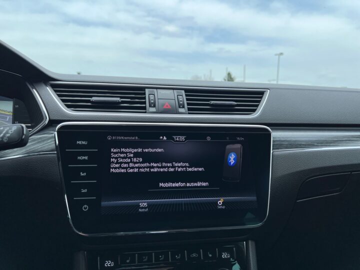 Abbildung Fahrzeugdetailansicht Skoda Superb - Nr. 22