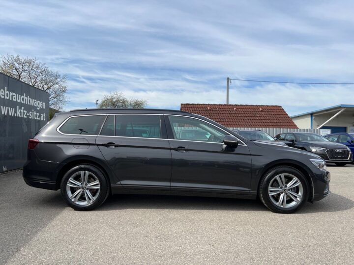 Abbildung Fahrzeugdetailansicht Volkswagen Passat Variant - Nr. 1