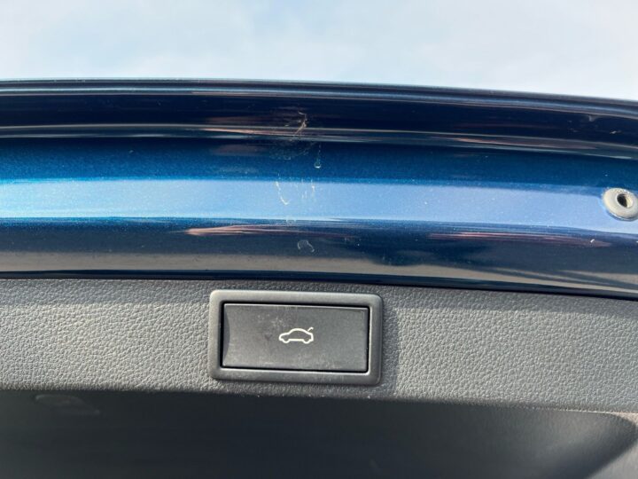 Abbildung Fahrzeugdetailansicht Skoda Octavia - Nr. 38