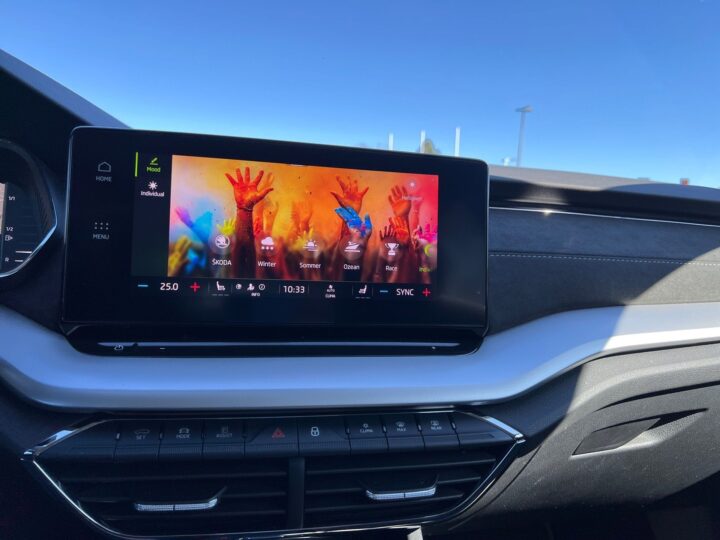 Abbildung Fahrzeugdetailansicht Skoda Octavia - Nr. 22