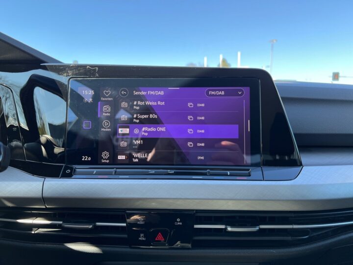 Abbildung Fahrzeugdetailansicht Volkswagen Golf Variant - Nr. 19