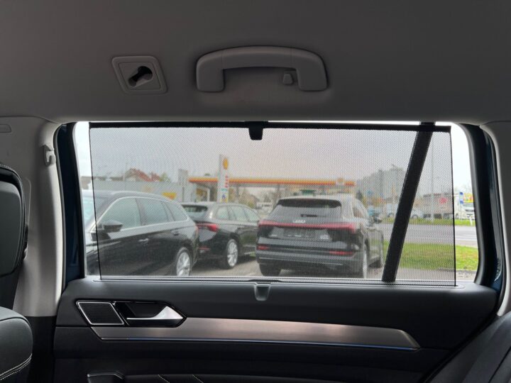 Abbildung Fahrzeugdetailansicht Volkswagen Passat Variant - Nr. 29