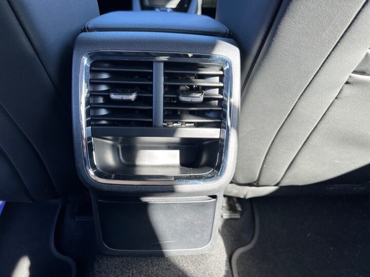 Abbildung Fahrzeugdetailansicht Skoda Octavia - Nr. 33