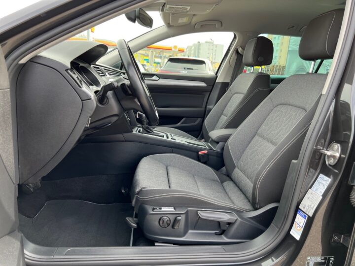 Abbildung Fahrzeugdetailansicht Volkswagen Passat Variant - Nr. 12