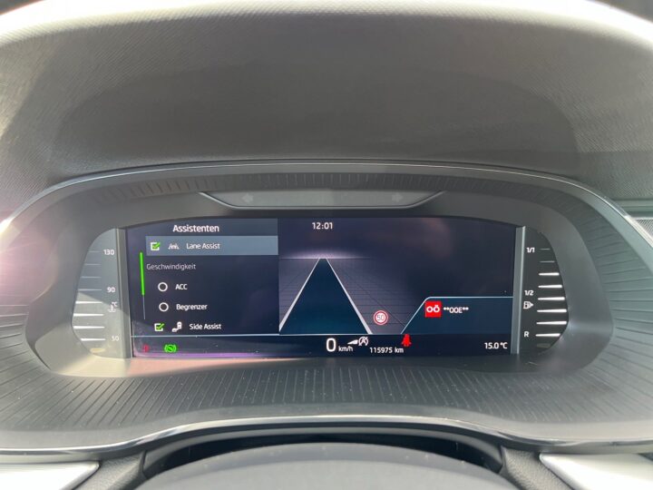 Abbildung Fahrzeugdetailansicht Skoda Octavia - Nr. 17