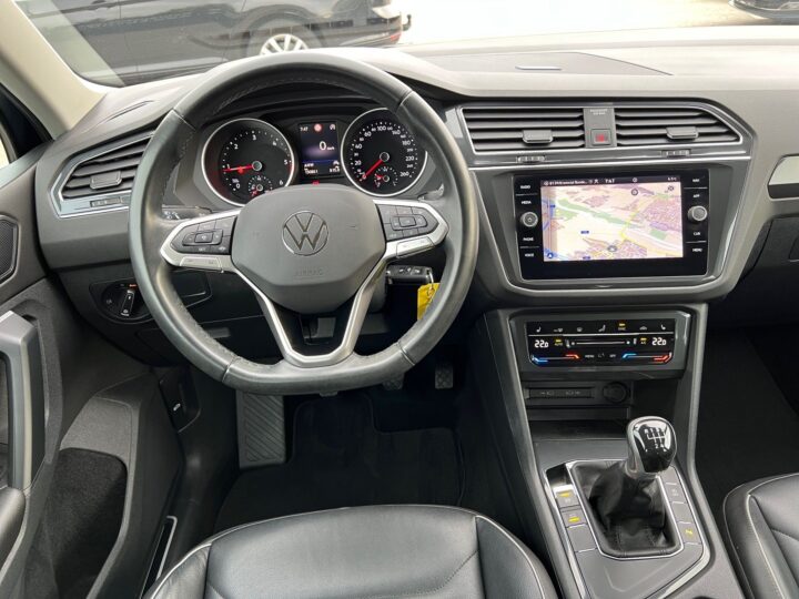 Abbildung Fahrzeugdetailansicht Volkswagen Tiguan - Nr. 10