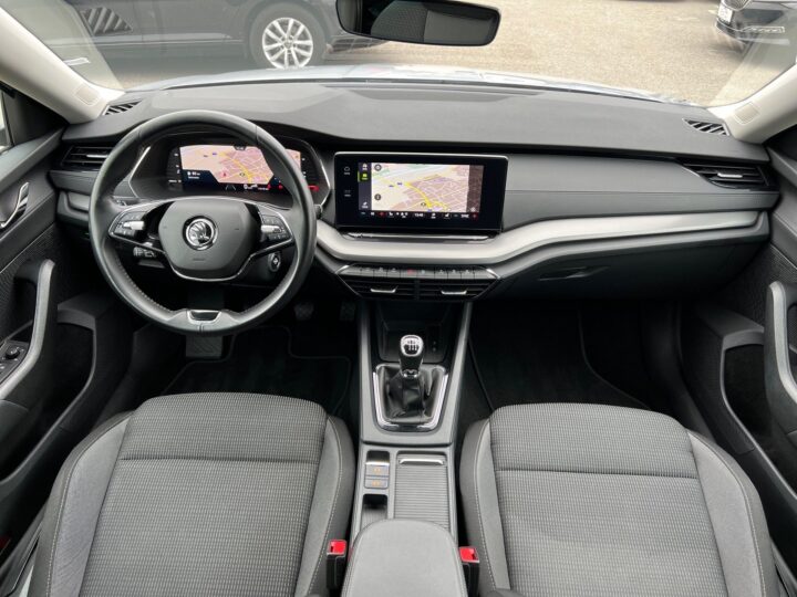 Abbildung Fahrzeugdetailansicht Skoda Octavia - Nr. 9