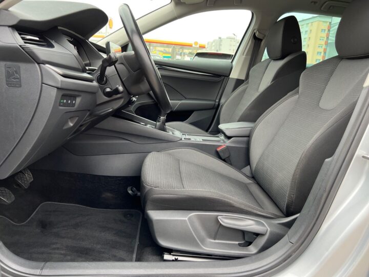 Abbildung Fahrzeugdetailansicht Skoda Octavia - Nr. 12