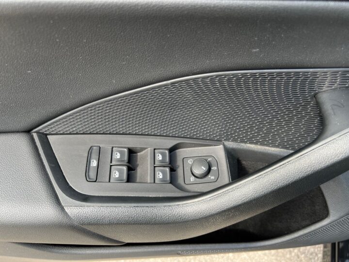 Abbildung Fahrzeugdetailansicht Skoda Octavia - Nr. 31