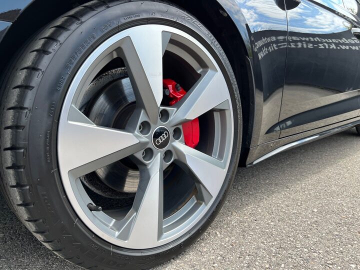 Abbildung Fahrzeugdetailansicht Audi A5 - Nr. 36