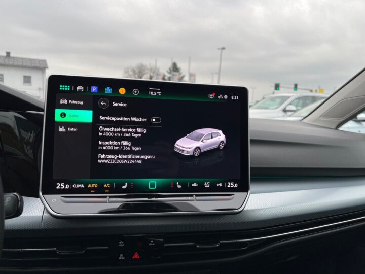 Abbildung Fahrzeugdetailansicht Volkswagen Golf - Nr. 27