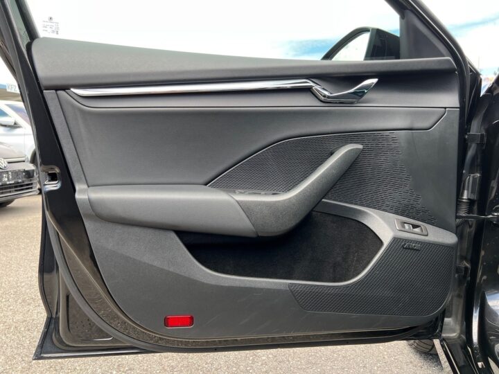 Abbildung Fahrzeugdetailansicht Skoda Octavia - Nr. 29