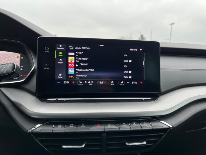 Abbildung Fahrzeugdetailansicht Skoda Octavia - Nr. 19