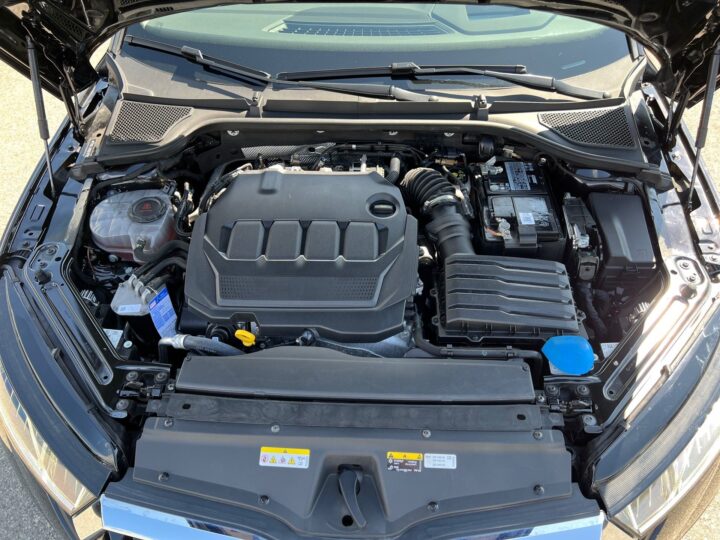 Abbildung Fahrzeugdetailansicht Skoda Octavia - Nr. 34